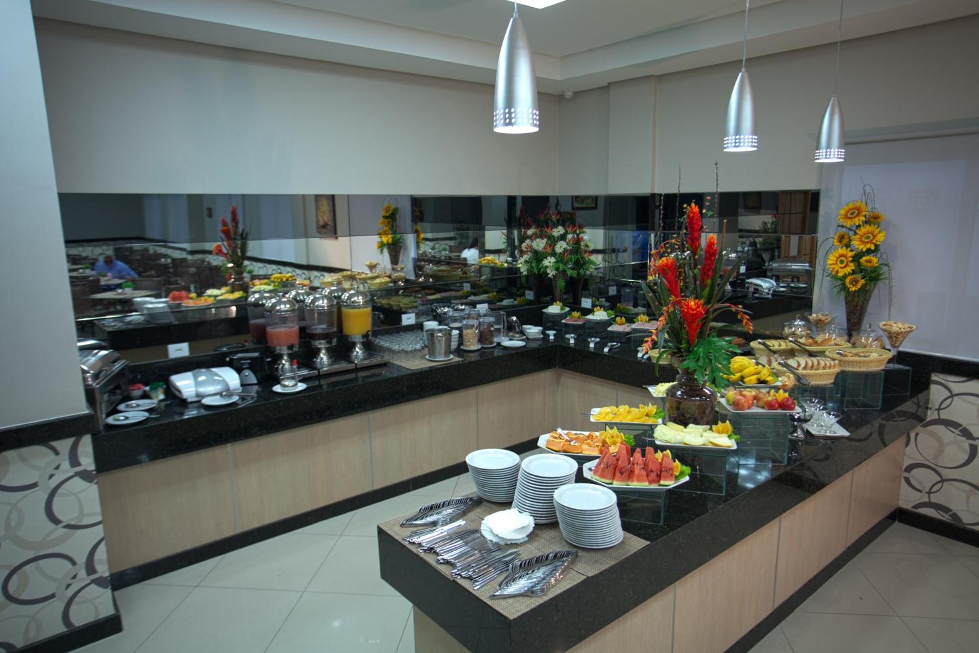 Skala Traveling Hotel Cuiabá Eksteriør bilde