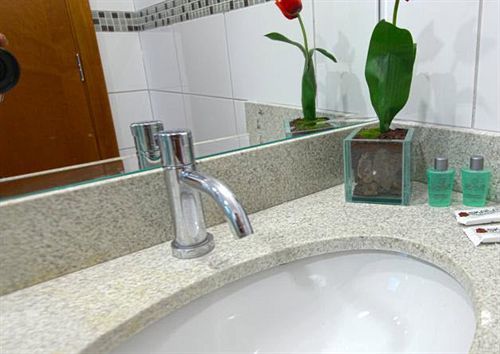 Skala Traveling Hotel Cuiabá Eksteriør bilde
